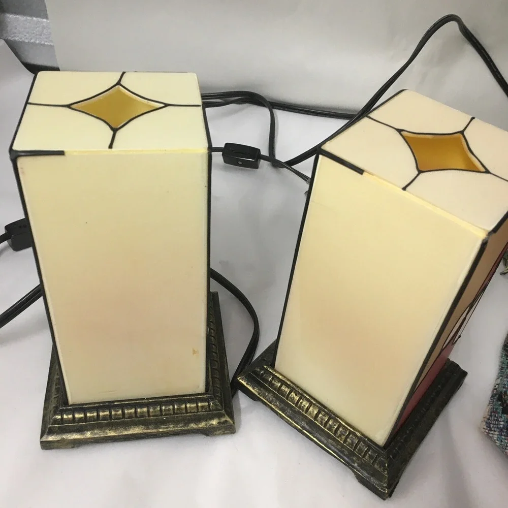 Vtg Christmas Santa Lamps Plastic Stained Glass Look Gold Base Read Description